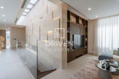 Jumeirah, Dubai, संयुक्त अरब अमीरात में विला, 5 बेडरूम, 585 वर्ग मीटर, संख्या 654829 - फ़ोटो 15