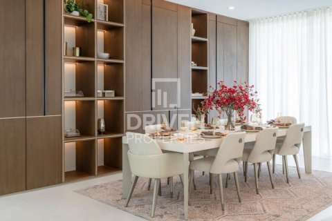 Jumeirah, Dubai, संयुक्त अरब अमीरात में विला, 5 बेडरूम, 585 वर्ग मीटर, संख्या 654829 - फ़ोटो 13