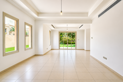 Vila u gradu The Springs, Dubai, UAE 3 spavaće sobe, 349.25 m2 Br. 759815 - Slika 3