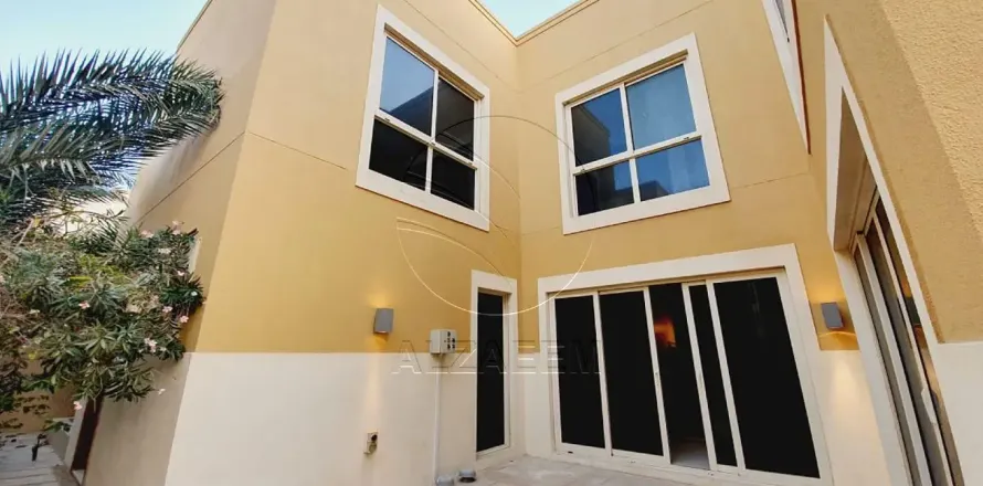 Rumah bandar di Al Raha Gardens, Abu Dhabi, UAE 4 bilik tidur, 300 meter persegi № 725697