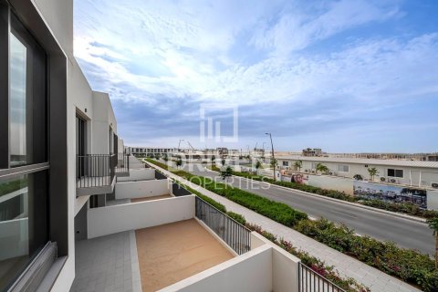 Városi lakóépület itt: The Valley, Dubai, EAE, 3 hálószoba, 185 m², azonosító: 684417 - fénykép 24