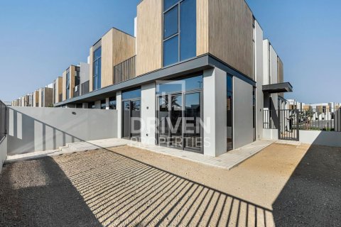 Városi lakóépület itt: Mudon, Dubai, EAE, 4 hálószoba, 266 m², azonosító: 684415 - fénykép 4