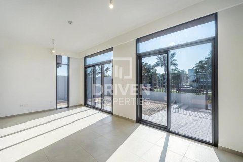 Városi lakóépület itt: Mudon, Dubai, EAE, 4 hálószoba, 266 m², azonosító: 684415 - fénykép 7