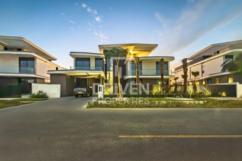 Villa en alquiler en Dubai Hills Estate, Dubai, EAU 6 dormitorios, 1320 m2 № 684423 - foto 3