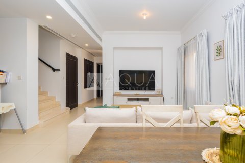 Villa zum Verkauf in Serena, Dubai, VAE 3 Schlafzimmer, 211.1 m2 Nr. 652013 - Foto 2