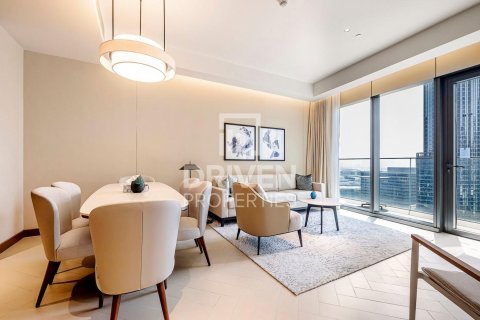 Appartamento in vendita a Downtown Dubai (Downtown Burj Dubai), Dubai, EAU 3 camere da letto, 145.21 mq. № 743462 - foto 3