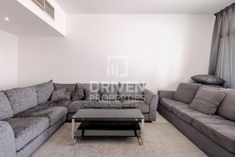Apartment til salg i Business Bay, Dubai, UAE 1 soveværelse, 100.99 kvm № 743461 - foto 3