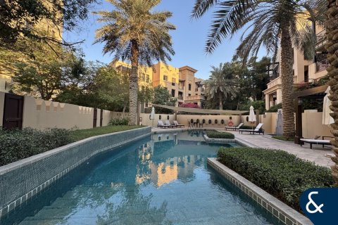 Old Town, Dubai, BAE’de kiralık daire 1 yatak odası, 131 m&sup2; No 671666 - fotoğraf 12