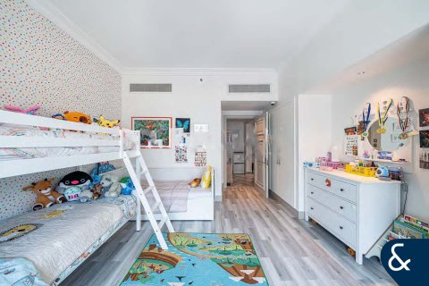 Apartmen di GOLDEN MILE di Palm Jumeirah, Dubai, UAE 2 bilik tidur, 167 meter persegi № 671665 - foto 17