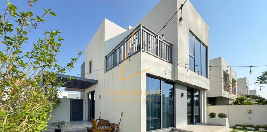 Vilë në Dubai Hills Estate, Emiratet e Bashkuara Arabe 4 dhoma gjumi, 284 m2. № 658797