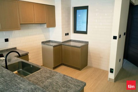 Vilë në Dubai, Emiratet e Bashkuara Arabe 4 dhoma gjumi, 144 m2. № 669764 - Foto 12