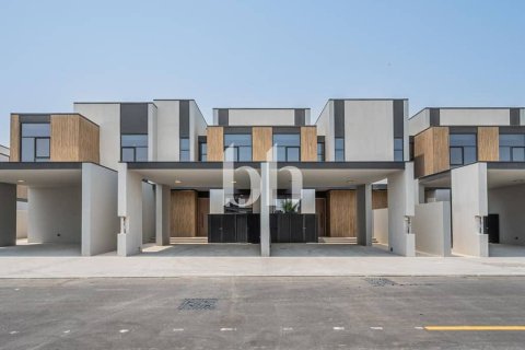 Adosado en alquiler en Mudon, Dubai, EAU 3 dormitorios, 206 m2 № 643762 - foto 1