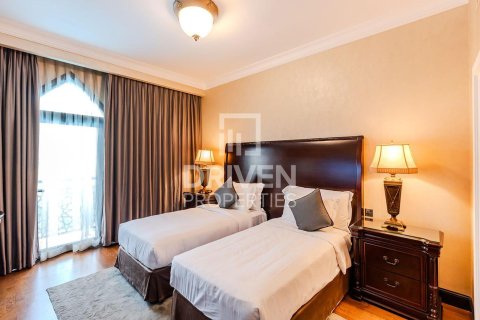 Üürile anda villa asukohaga Palm Jumeirah, Dubai, AÜE: 4 magamistoaga, 368.55 m² Nr 745789 - pilt 13