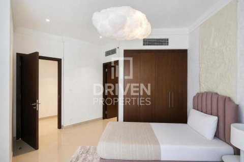 Üürile anda korter asukohaga Downtown Dubai (Downtown Burj Dubai), Dubai, AÜE: 2 magamistoaga, 131.36 m² Nr 745787 - pilt 11