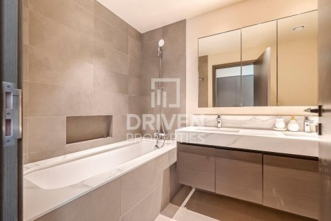 Снять в аренду квартиру в Dubai Creek Harbour (The Lagoons), Дубай, ОАЭ 2 спальни, 110.65м2, № 745786 - фото 9
