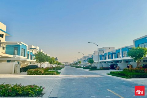 Városi lakóépület itt: Dubai, EAE, 4 hálószoba, 144 m², azonosító: 658971 - fénykép 2