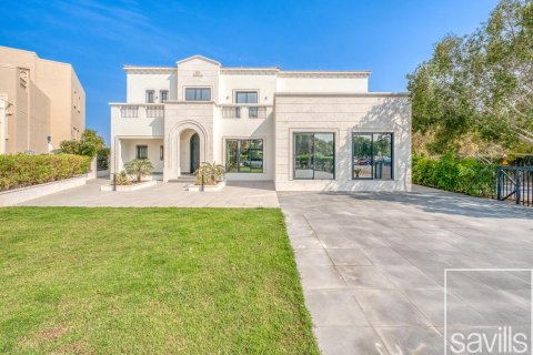 Villa in Jumeirah Islands, Dubai, UAE 4 bedrooms, 550 sq.m. № 680843