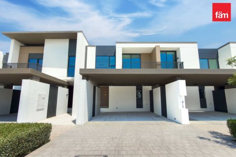 Řadový dům v Dubai, SAE 3 ložnice, 144.8 m² Č.: 719838