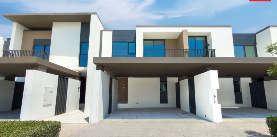 Řadový dům v Dubai, SAE 3 ložnice, 144.8 m² Č.: 719838