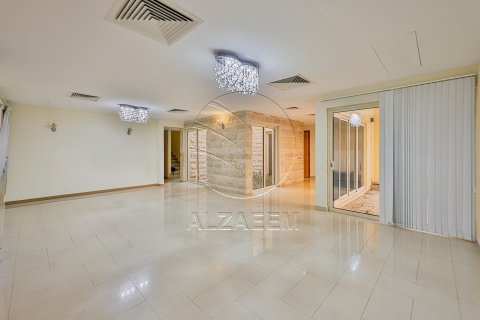 Willa do wynajęcia w Al Raha Gardens, Abu Dhabi, ZEA 4 sypialnie, 402 mkw., nr 662893 - zdjęcie 8