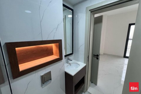 Apartment in Al Furjan, Dubai, UAE 2 bedrooms, 110.5 sq.m. № 633778 - photo 10