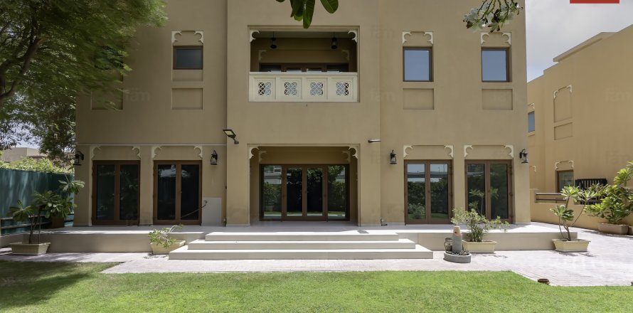 Vila v Al Furjan, Dubai, SAE 3 ložnice, 600 m² Č.: 633858