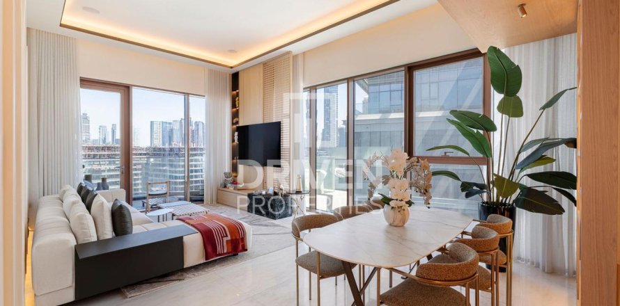 Apartament în Al Wasl, Dubai, EAU 3 dormitoare, 201 mp.  №653277