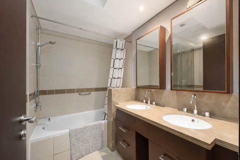 Apartament na sprzedaż w Downtown Dubai (Downtown Burj Dubai), Dubai, ZEA 2 sypialnie, 124.12 mkw., nr 748915 - zdjęcie 10
