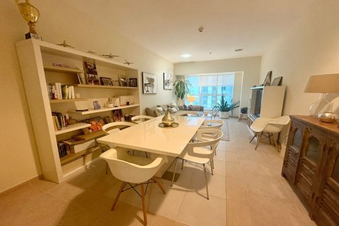 Apartamento em Dubai Marina, Dubai, EAU 2 quartos, 123.61 m2 № 748916