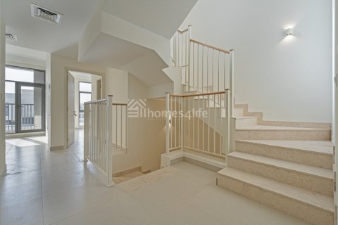 Villa à louer à Dubai South (Dubai World Central), Dubai, EAU 4 chambres, 531 m2 № 682487 - photo 9
