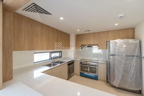 Villa à louer à Dubai South (Dubai World Central), Dubai, EAU 4 chambres, 531 m2 № 682487 - photo 7