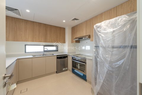 Villa à louer à Dubai South (Dubai World Central), Dubai, EAU 4 chambres, 531 m2 № 682487 - photo 6