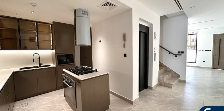 Townhouse sa Jumeirah Village Circle, Dubai, UAE 4 silid-tulugan, 287 sq.m. № 697813