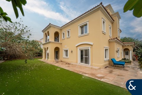 Müüa villa asukohaga Arabian Ranches, Dubai, AÜE: 3 magamistoaga, 331 m² Nr 697811 - pilt 1