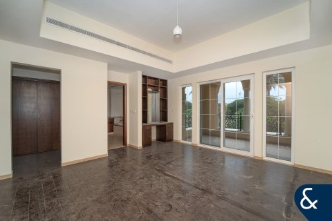 Müüa villa asukohaga Arabian Ranches, Dubai, AÜE: 3 magamistoaga, 331 m² Nr 697811 - pilt 14