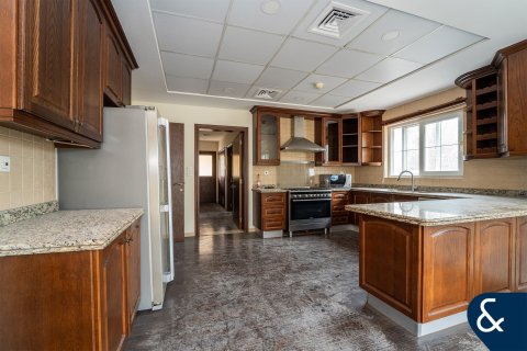 Müüa villa asukohaga Arabian Ranches, Dubai, AÜE: 3 magamistoaga, 331 m² Nr 697811 - pilt 4