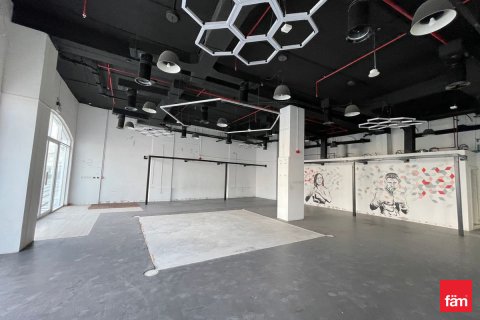 Dyqan në Arjan, Dubai, Emiratet e Bashkuara Arabe 120.7 m2. № 721309 - Foto 7
