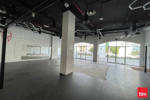 Dyqan në Arjan, Dubai, Emiratet e Bashkuara Arabe 120.7 m2. № 721309 - Foto 5