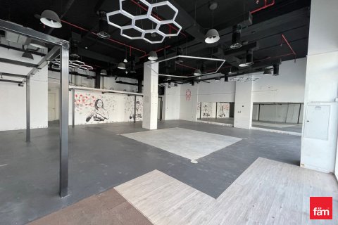 Dyqan në Arjan, Dubai, Emiratet e Bashkuara Arabe 120.7 m2. № 721309 - Foto 6