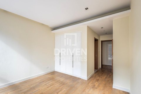 Apartment in City Walk, Dubai, UAE 2 bedrooms, 164.81 sq.m. № 742044 - photo 5