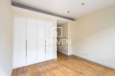 Apartment in City Walk, Dubai, UAE 2 bedrooms, 164.81 sq.m. № 742044 - photo 10