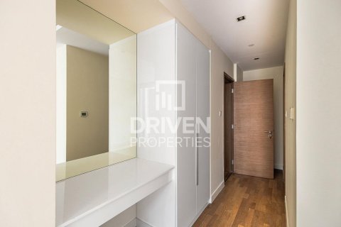 Apartment in City Walk, Dubai, UAE 2 bedrooms, 164.81 sq.m. № 742044 - photo 6