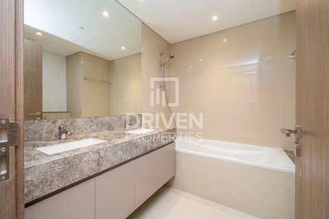 Üürile anda korter asukohaga Downtown Dubai (Downtown Burj Dubai), Dubai, AÜE: 2 magamistoaga, 112.78 m² Nr 768416 - pilt 10
