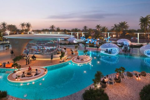 Villa en venta en Dubai Land, Dubai, EAU 5 dormitorios, 220 m2 № 721758 - foto 1