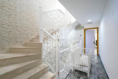 Kuća u nizu u gradu Jumeirah Village Circle, Dubai, UAE 4 spavaće sobe, 385 m2 Br. 653500 - Slika 18