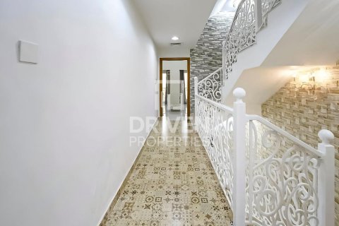 Kuća u nizu u gradu Jumeirah Village Circle, Dubai, UAE 4 spavaće sobe, 385 m2 Br. 653500 - Slika 21