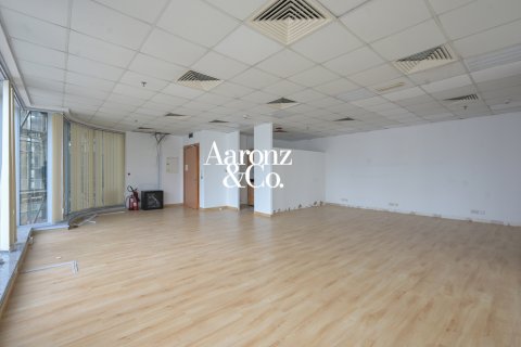 Office in Business Bay, Dubai, UAE 102 sq.m. № 706412 - photo 2