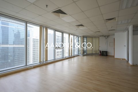 Office in Business Bay, Dubai, UAE 102 sq.m. № 706412 - photo 3
