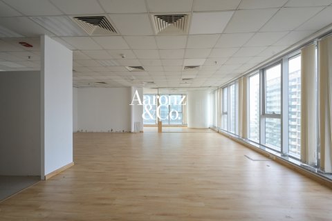 Office in Business Bay, Dubai, UAE 102 sq.m. № 706412 - photo 4