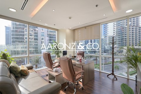 Opisina sa Business Bay, Dubai, UAE 150 sq.m. № 706410